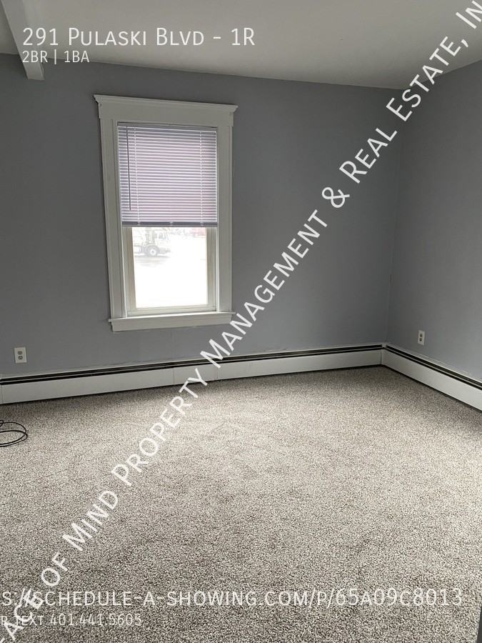 291 Pulaski Blvd #1R - Photo 3 of 6