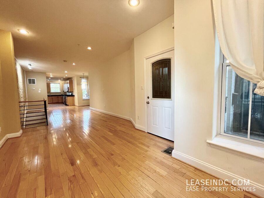 68 V St Nw #1 - Photo 2 of 33