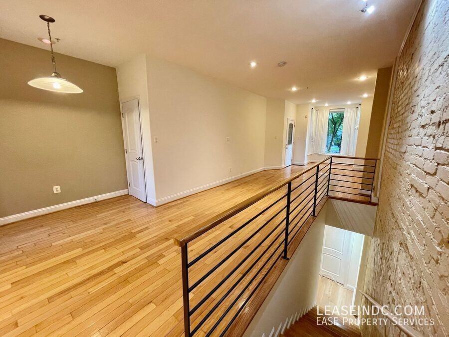 68 V St Nw #1 - Photo 5 of 33