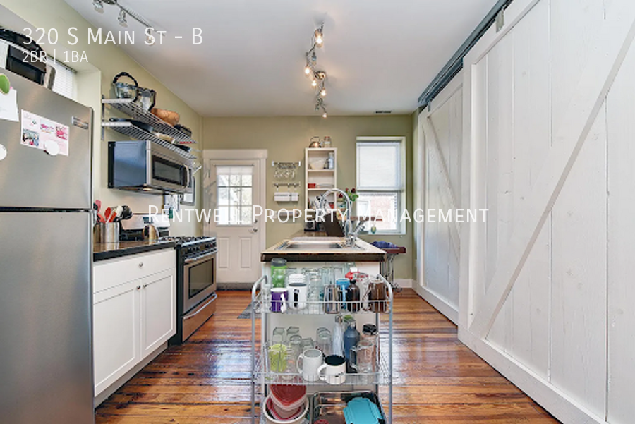320 S Main St #B - Photo 2 of 15
