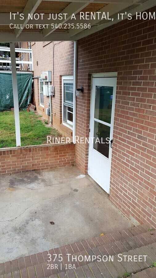 375 Thompson St - Photo 3 of 15