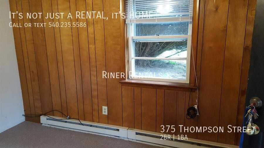 375 Thompson St - Photo 5 of 15