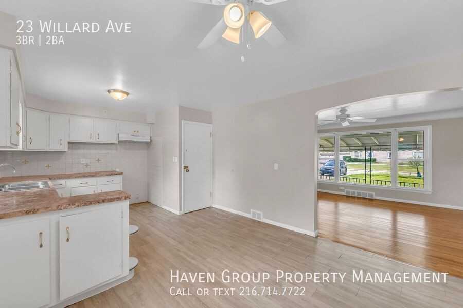 23 Willard Ave - Photo 4 of 25