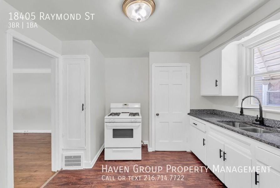 18405 Raymond St - Photo 6 of 22