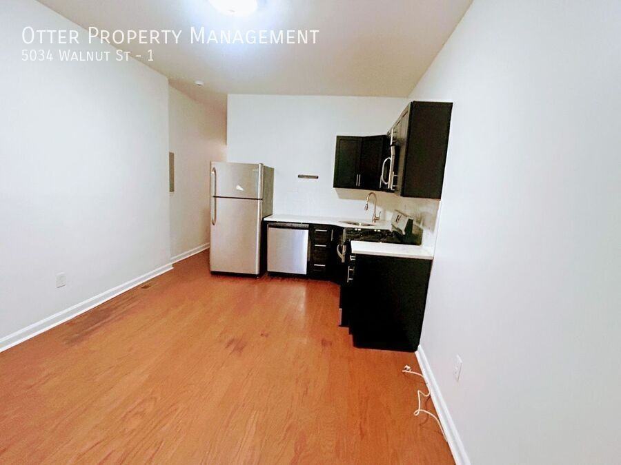 5034 Walnut St #1 - Photo 5 of 28