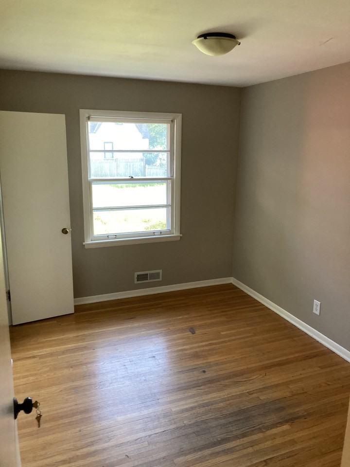 4019 France Ave S - Photo 4 of 8