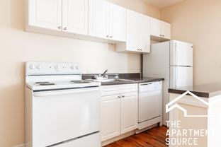 550 W Aldine Ave #GDN - Photo 1 of 1