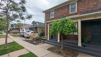 featured image of 18 Spruce St