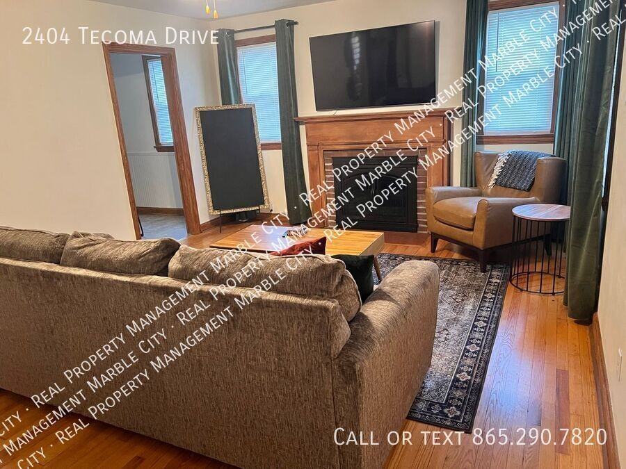 2404 Tecoma Dr - Photo 3 of 16