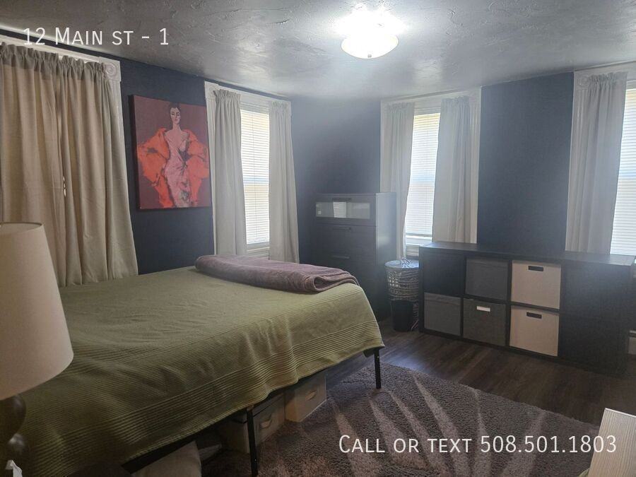 12 Main St #1 - Photo 4 of 9