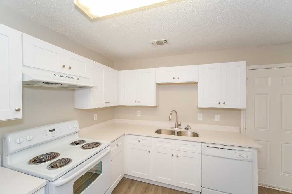 2150 Ivy Ln - Photo 6 of 17