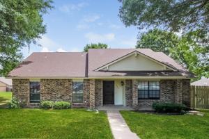 featured image of 1037 Eagle Ct
