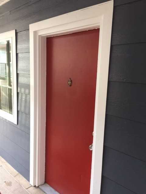 1829 Warren Ave - Photo 2 of 19