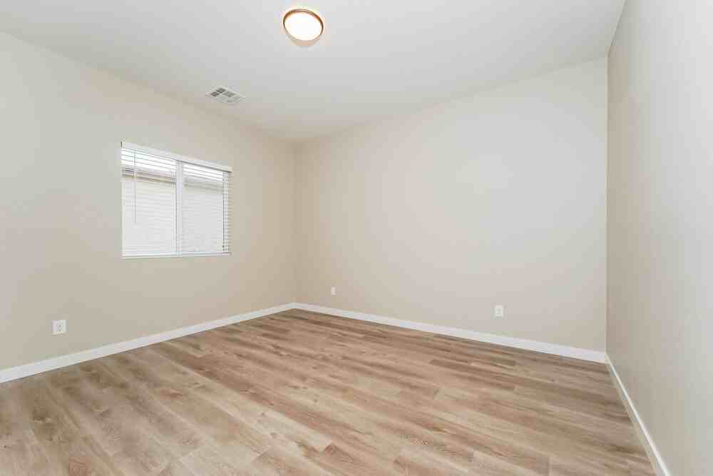 7469 Opal Star St - Photo 6 of 17