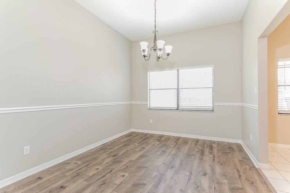 8728 Grandee Dr - Photo 4 of 15