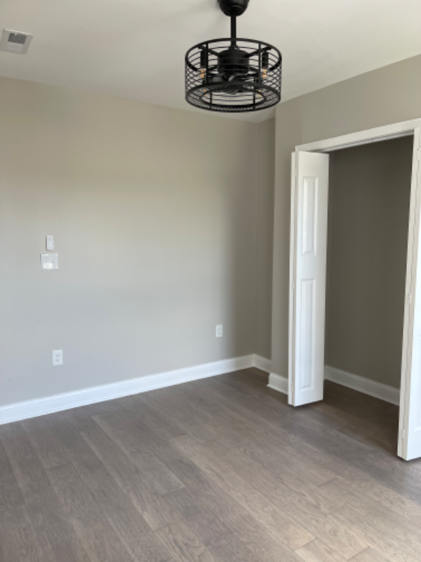 103 N Linwood Ave #B - Photo 7 of 9