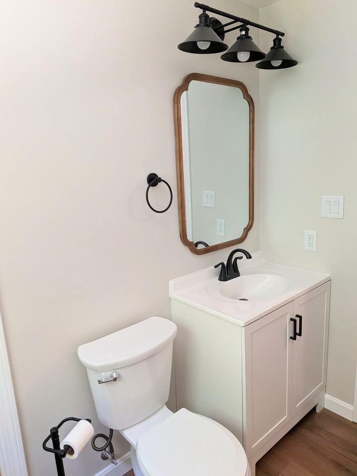 637 River Rd #B - Photo 7 of 20