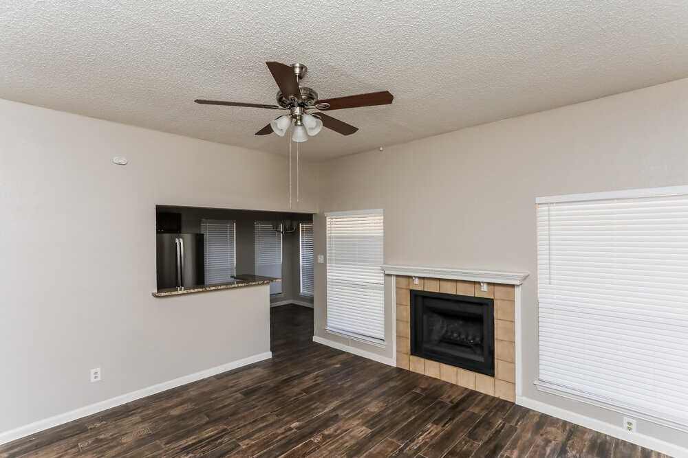 9 Saint Charles Pl - Photo 3 of 16