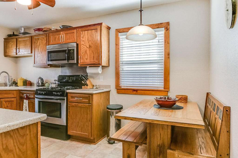 7021 35th Ave - Photo 6 of 24