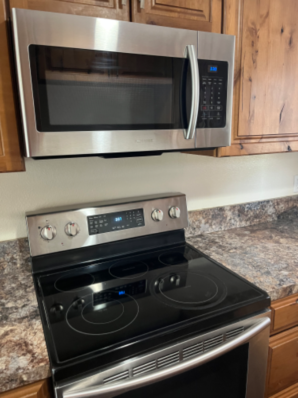 1011 River Dr #302 - Photo 4 of 18