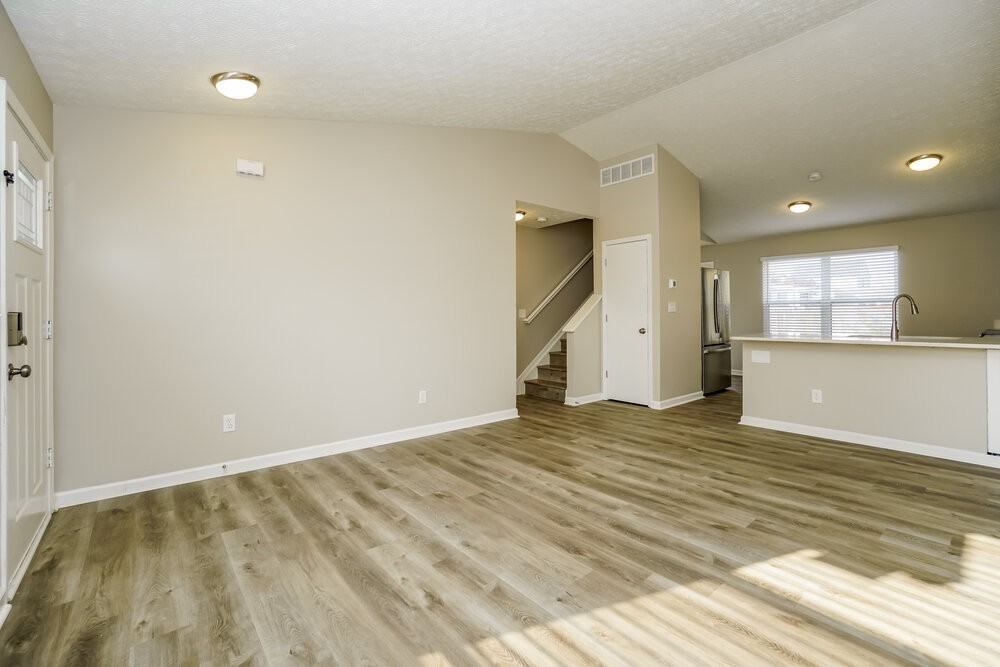 2146 Kingsglen Dr - Photo 7 of 18