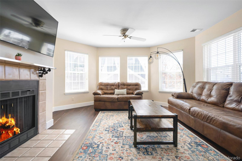 6755 S Ivy St #B5 - Photo 2 of 21