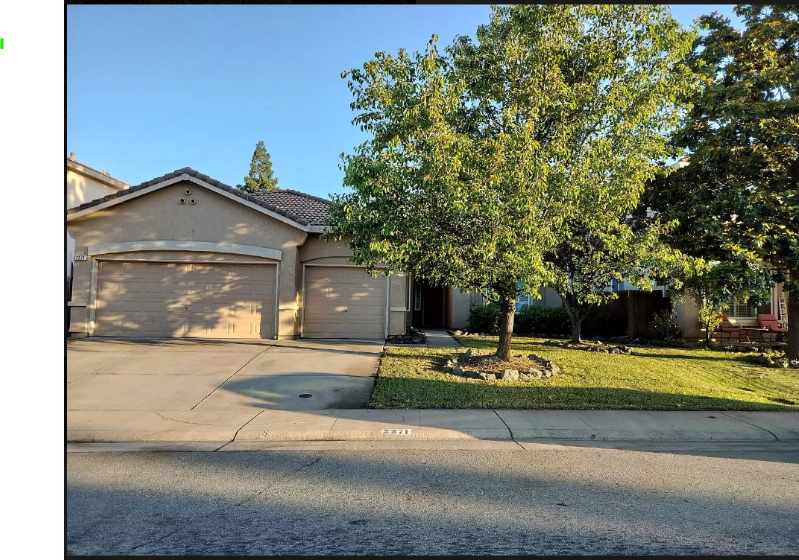 2271 Celtic Dr - Photo 4 of 9