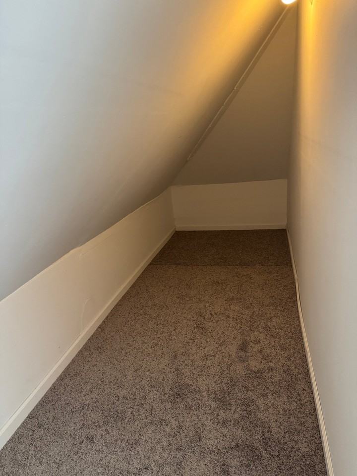 184 Market St #2 - Photo 5 of 10