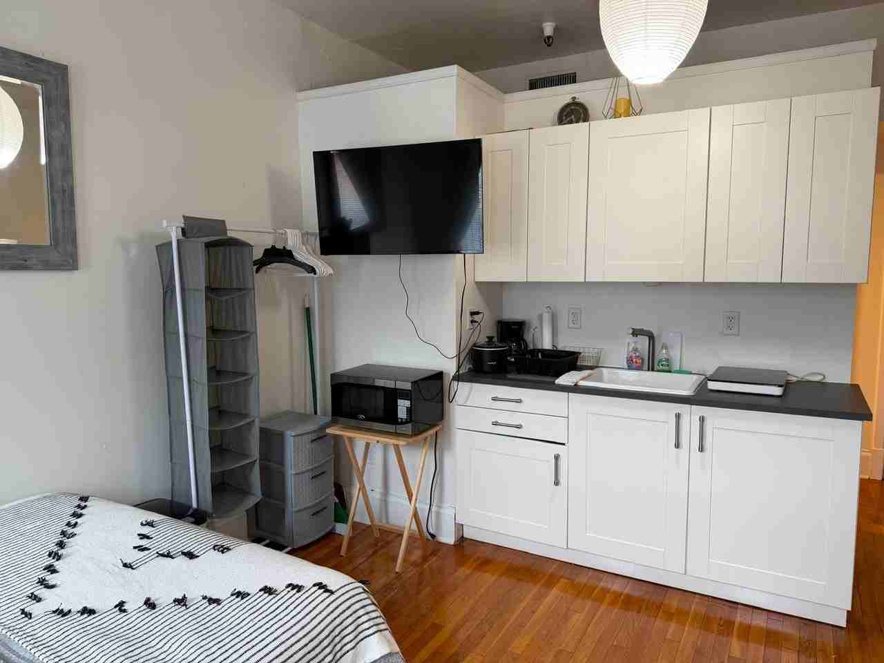 108 2nd St Sw #3 - Photo 2 of 10