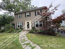 featured image of 2327 17th St
