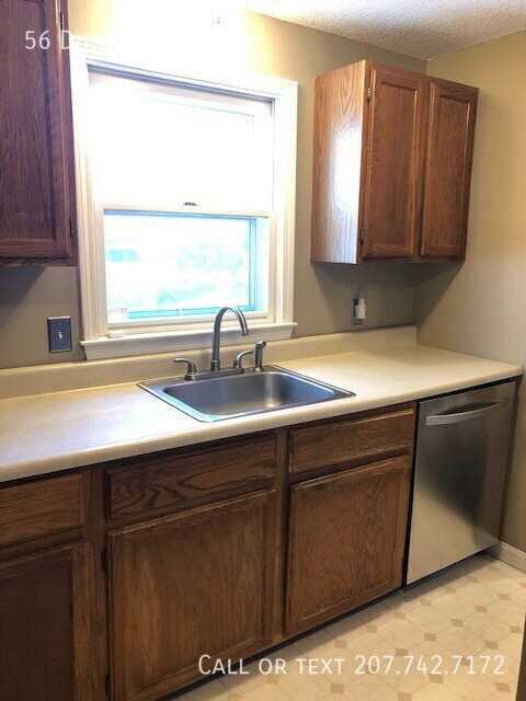 56 Durham Rd #13 - Photo 6 of 23