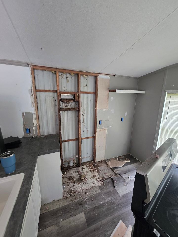 2800 County Road 13a S - Photo 3 of 9