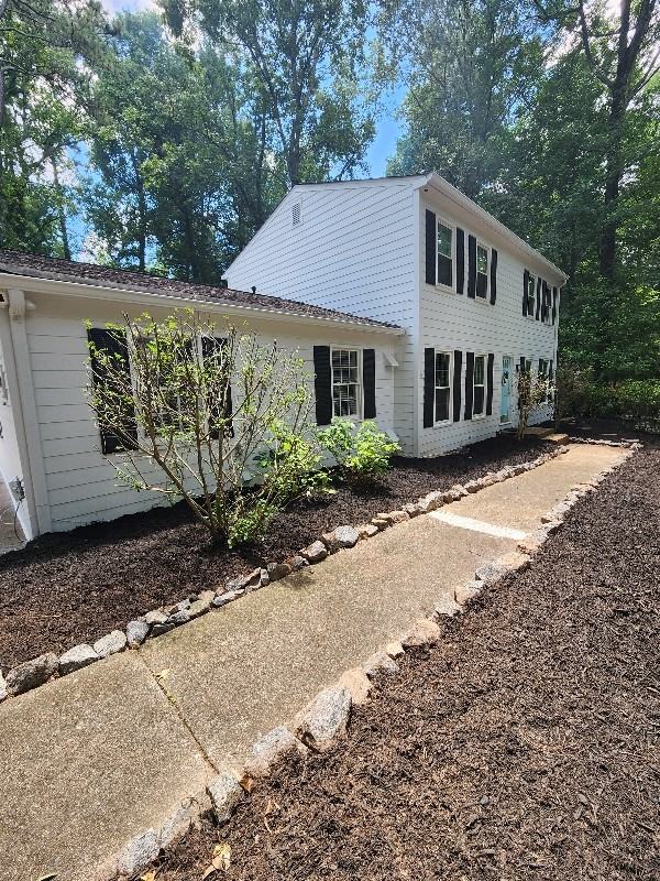 4008 Rock Mill Dr - Photo 6 of 35