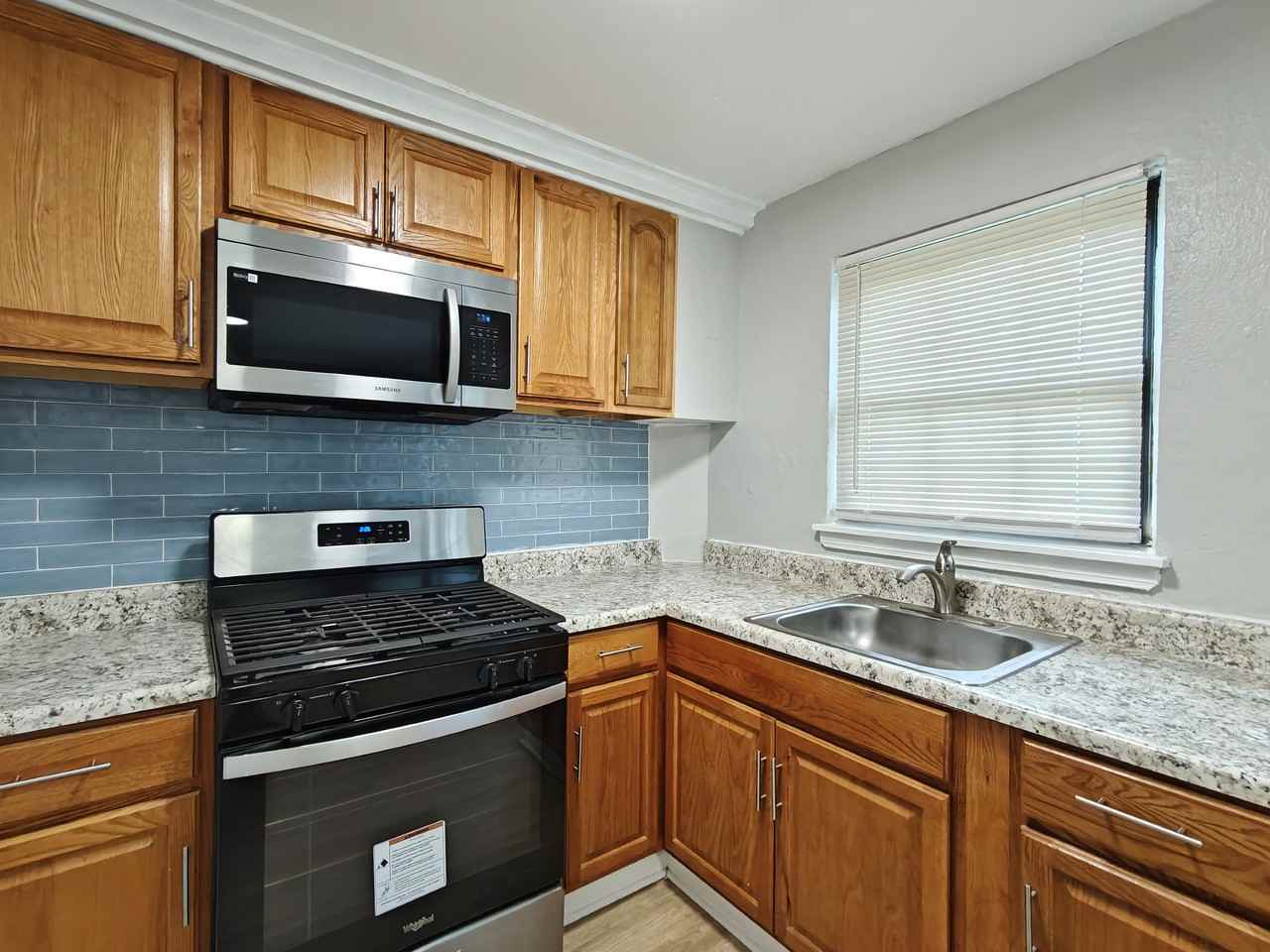 120 Yorke St #7 - Photo 2 of 8