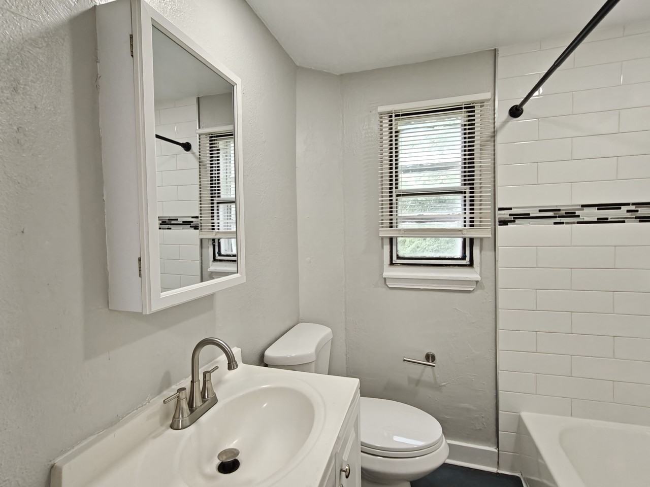 120 Yorke St #7 - Photo 5 of 8