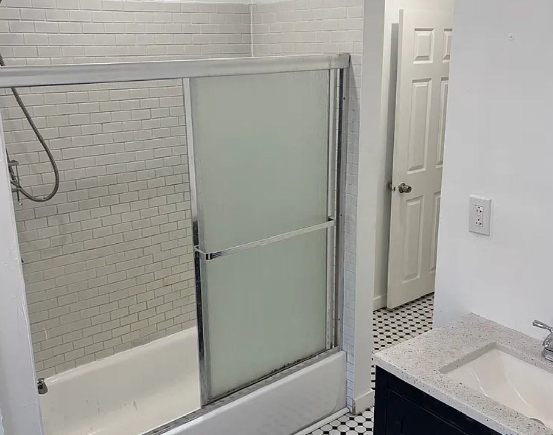 4742 Richmond St #2 - Photo 7 of 12