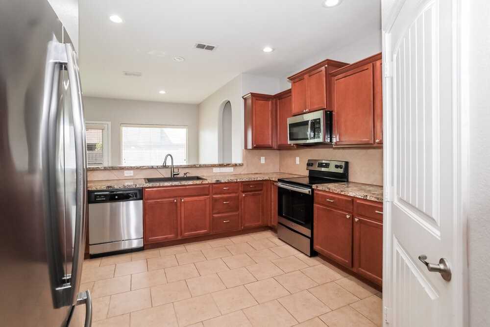 5126 Meadow Ln - Photo 7 of 16