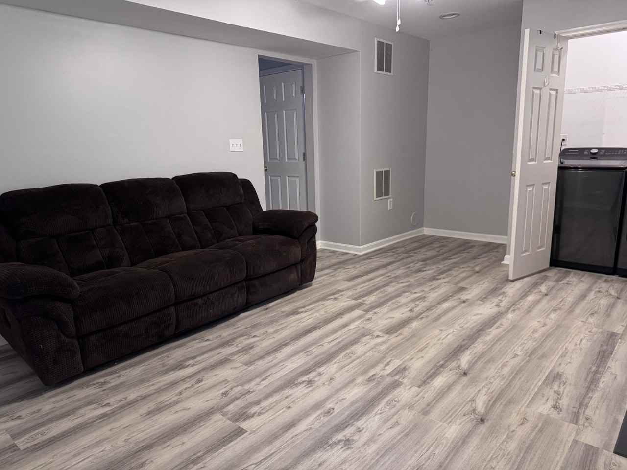 5218 Tabard Ct - Photo 5 of 18
