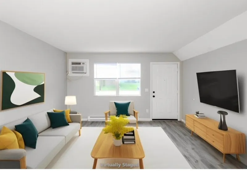 304 Sal Blvd Apt D #D - Photo 4 of 16