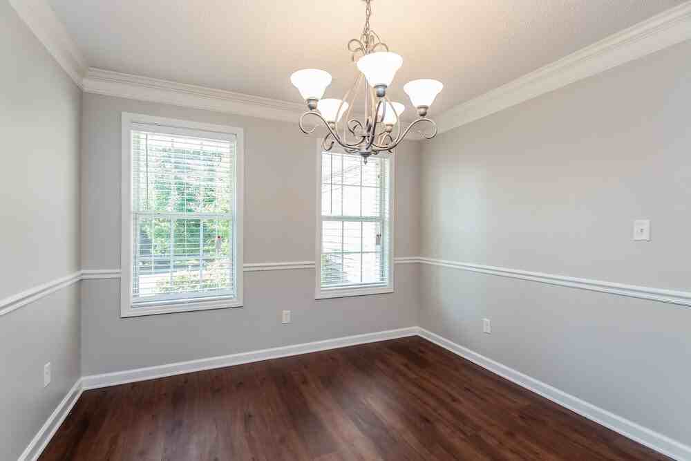 2037 Reserve Pkwy - Photo 4 of 16