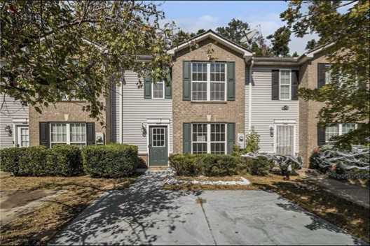 2418 Piering Dr - Photo 3 of 20