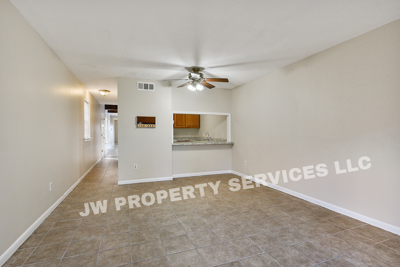 309 309 -311 Lilac - Photo 6 of 10