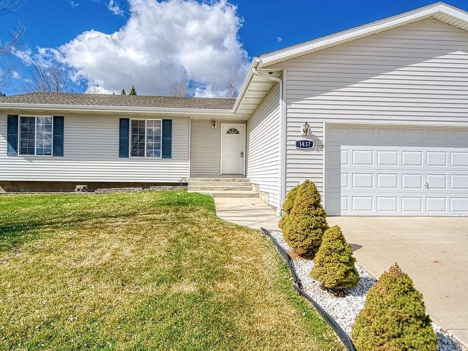 1437 Beaver Dr