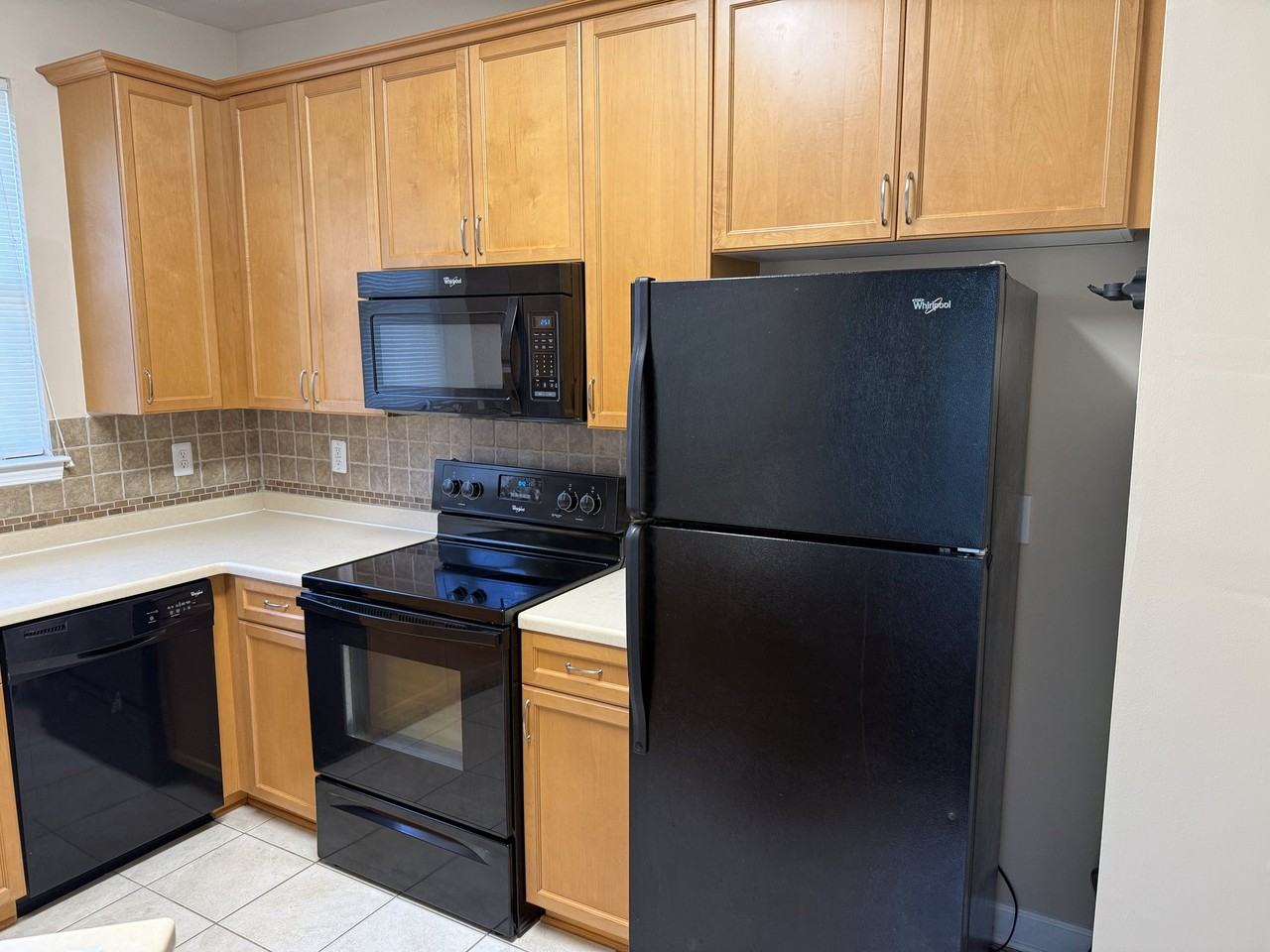 7133 Founders Club Ct - Photo 5 of 20