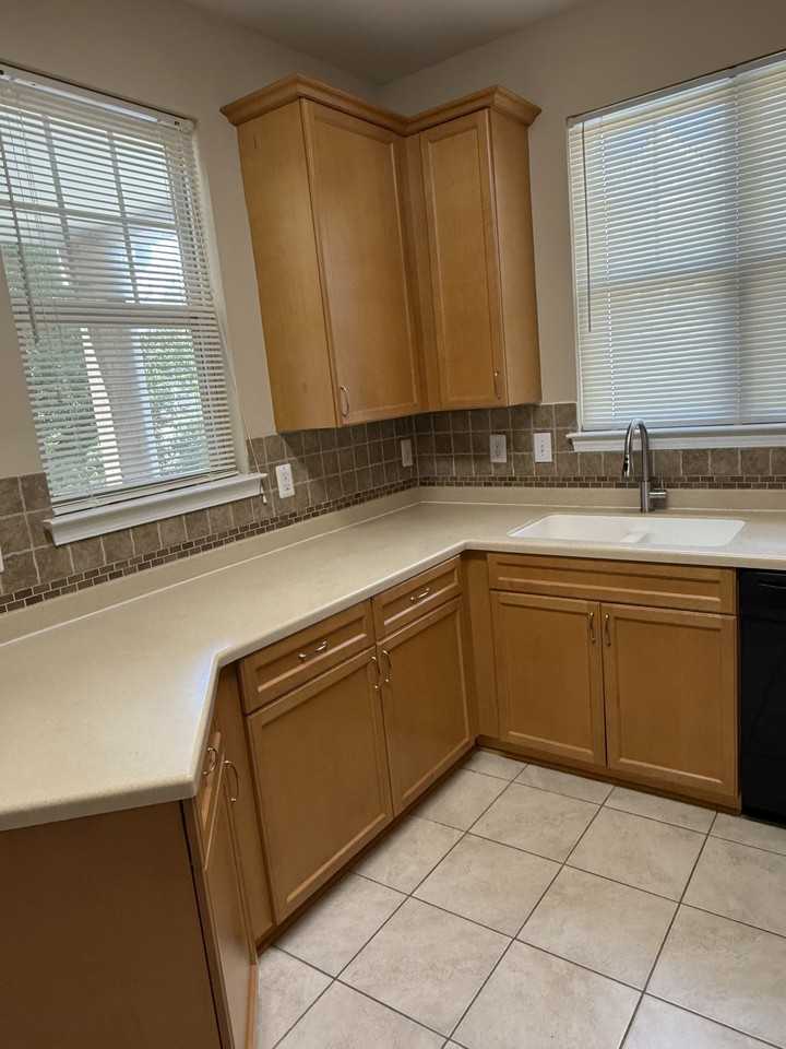 7133 Founders Club Ct - Photo 6 of 20