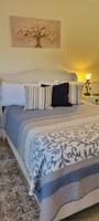 featured image of 1055 Ne Grandview Dr