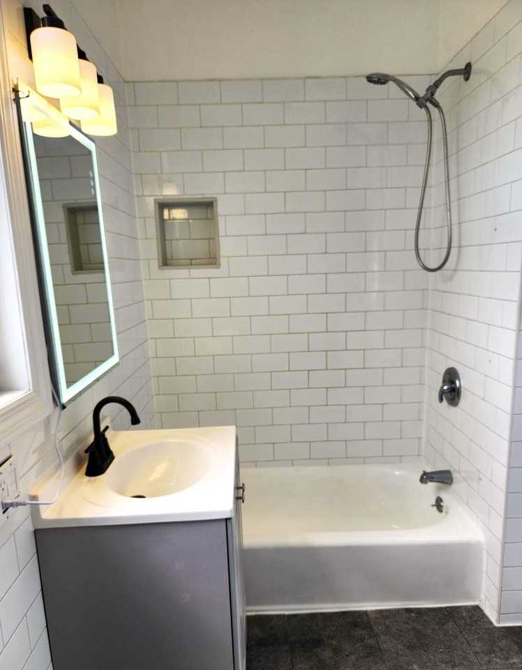 679 E 241st St #2 - Photo 5 of 11