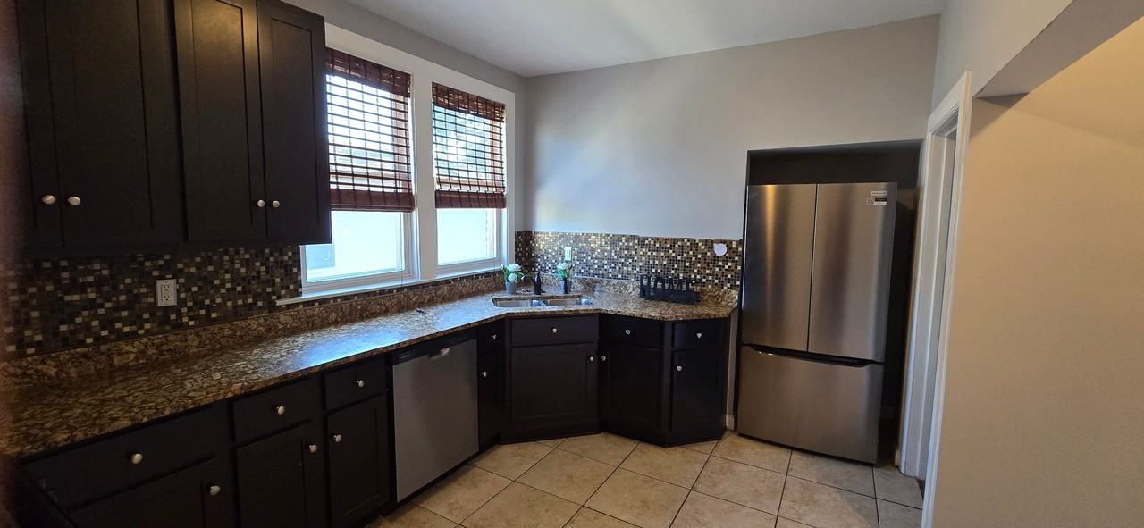 7325 S Maryland Ave #2-2026 - Photo 4 of 4