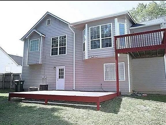 2174 Dresden Grn Nw - Photo 2 of 12
