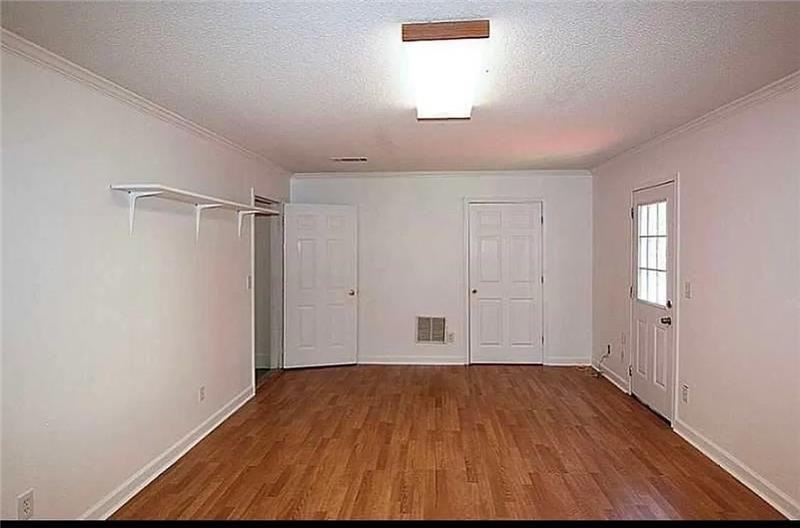 2174 Dresden Grn Nw - Photo 3 of 12